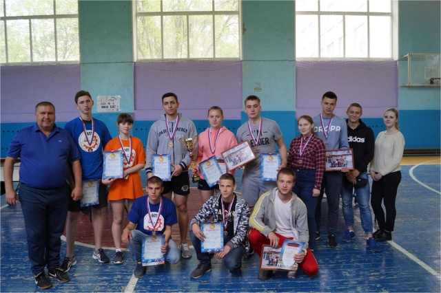 Теннисный турнир - ГБПОУ РО «Красносулинский колледж промышленных технологий»